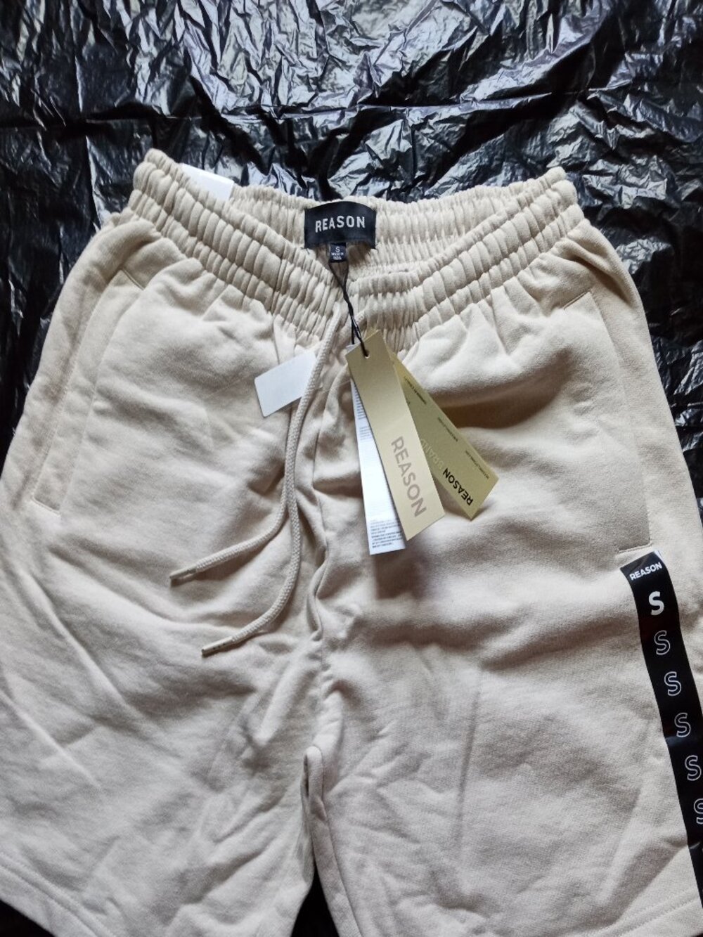 (Bundle Deal) (NWT) Reason Essential Shorts Mens Small Beige